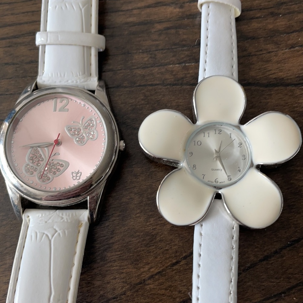 CRAZY SALE Vintage White wrist Watch Bundle - Picture 4 of 8